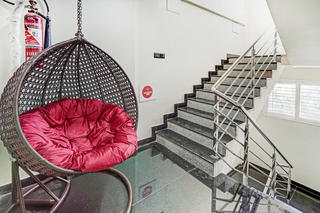 Super Capital O Sayhallo Prime Residency Бхубанешвара Экстерьер фото